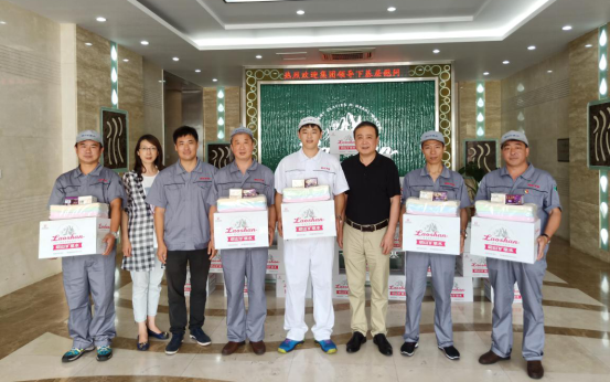 1531875594604778.png blob.png